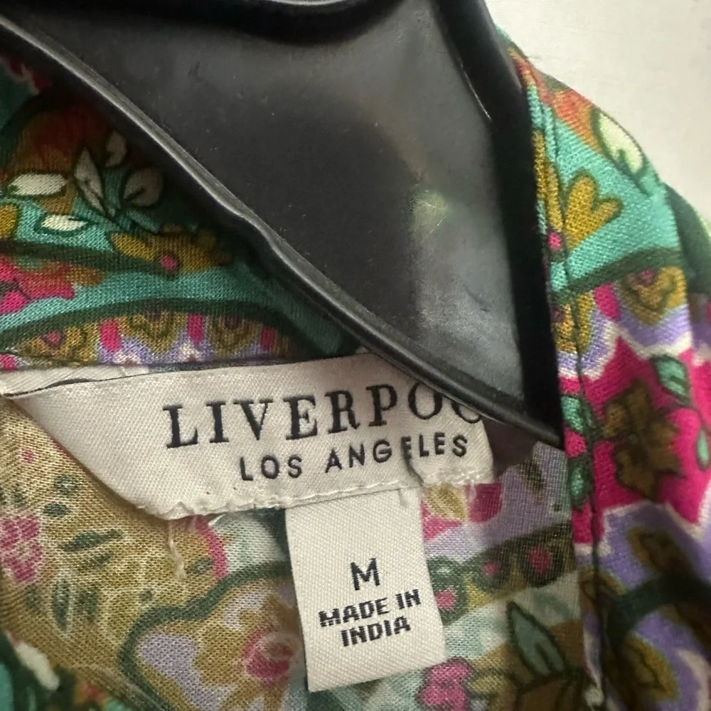 Liverpool High Neck Paisley Print Sleeveless Blouse Size Medium Keyhole Detail - Picture 4 of 8